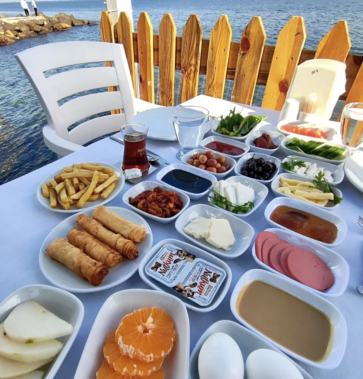 Mudanya Kılıç Otel açık büfe kahvaltı